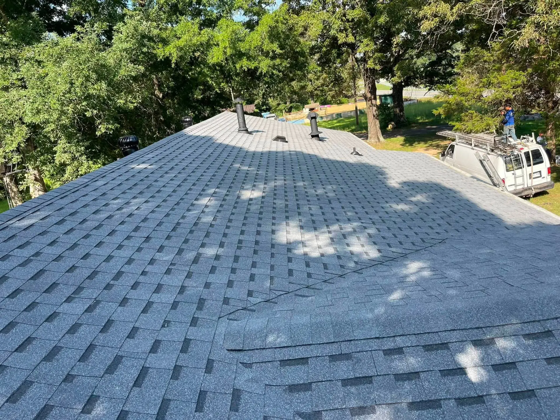 Completed architectural shingle roof